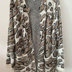 143 Story by lineup brand animal print cardigan  size L